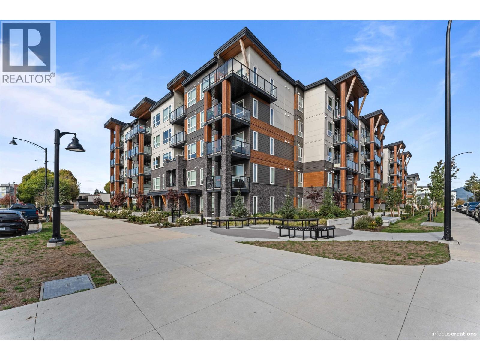 423 12109 223 Street Property Photo 23
