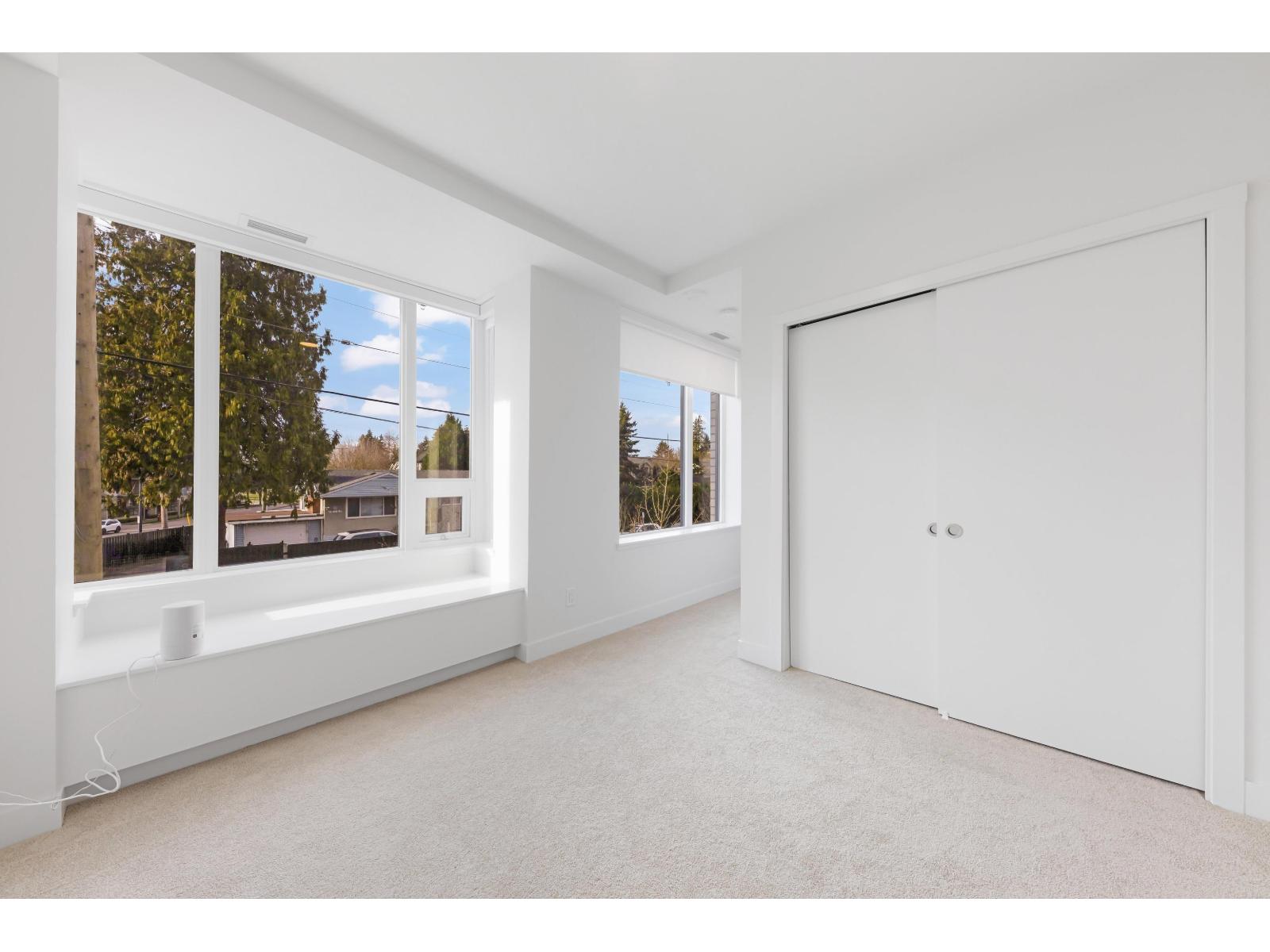 4 10160 133 Street Property Photo 5