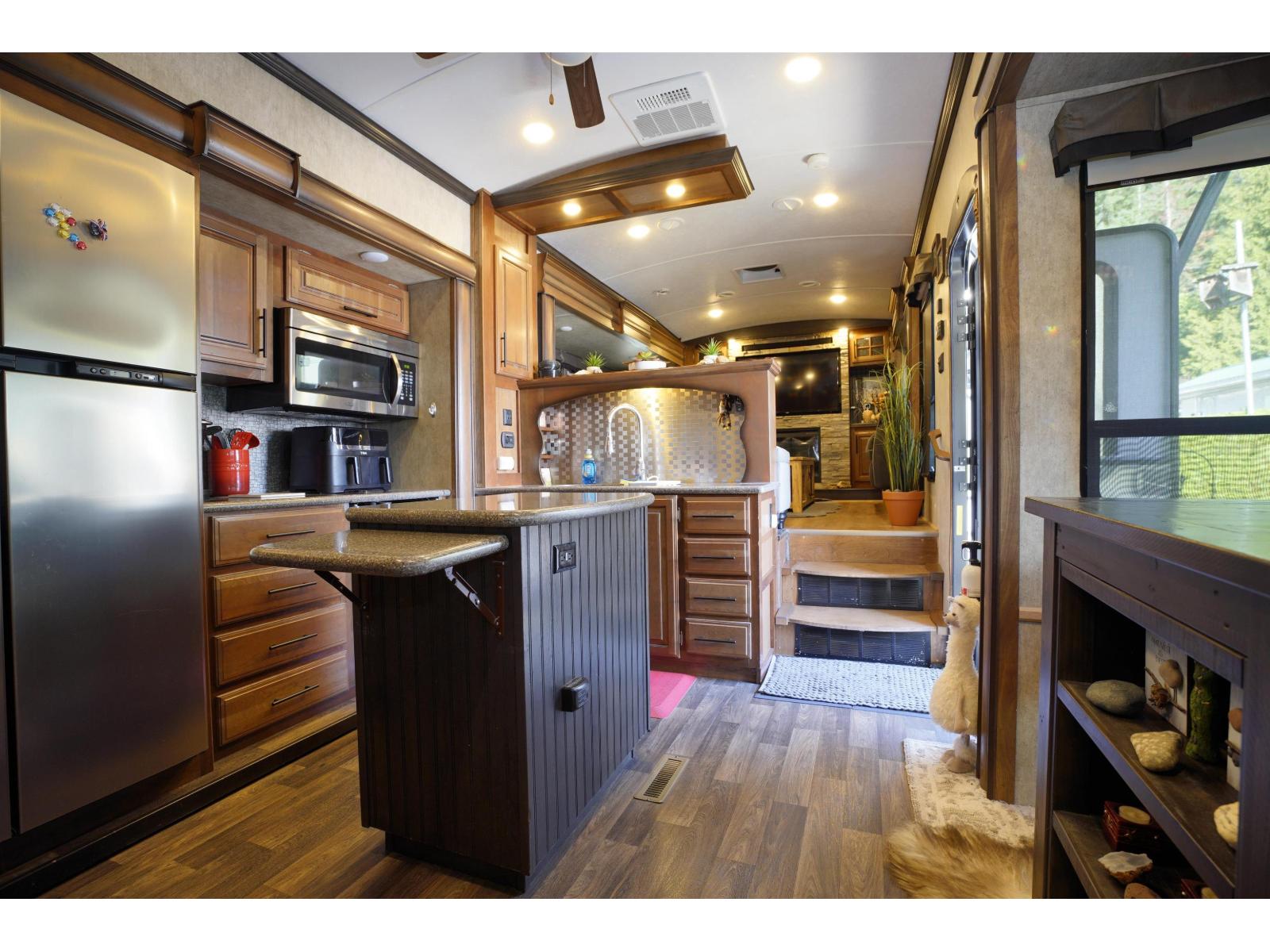 30860 Trans Canada Highway #11 Property Photo 10