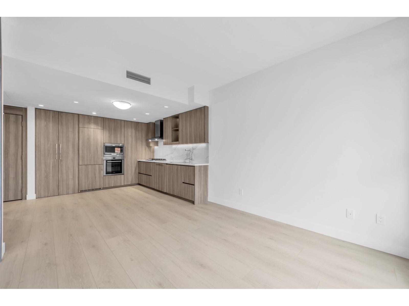 801 9887 Whalley Boulevard Property Photo 8
