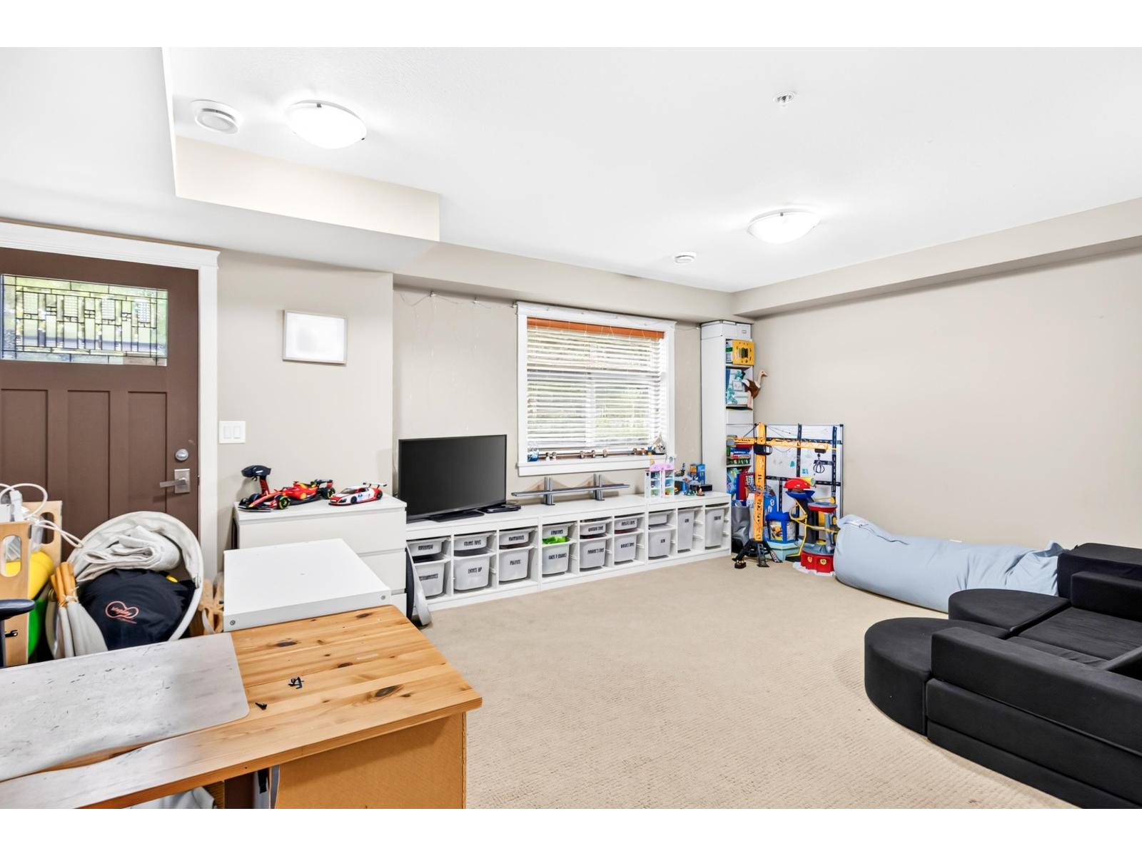 40 20738 84 Avenue Property Photo 27