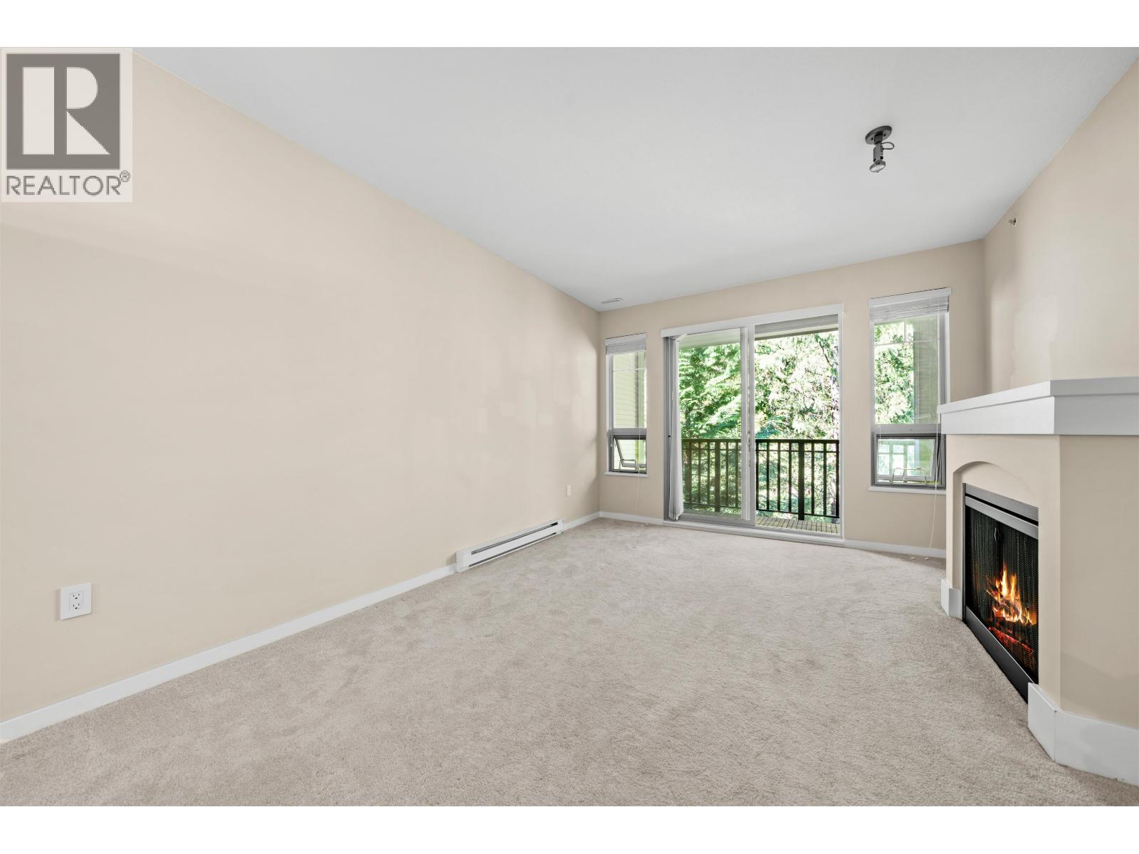 404 2969 Whisper Way Property Photo 4