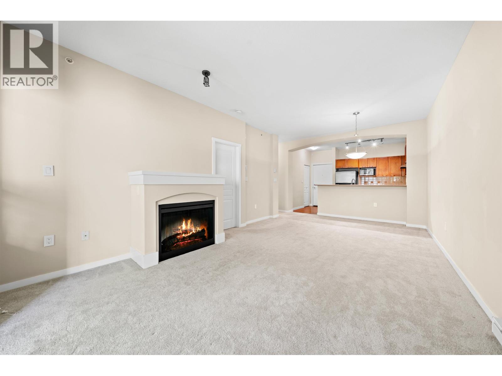 404 2969 Whisper Way Property Photo 6