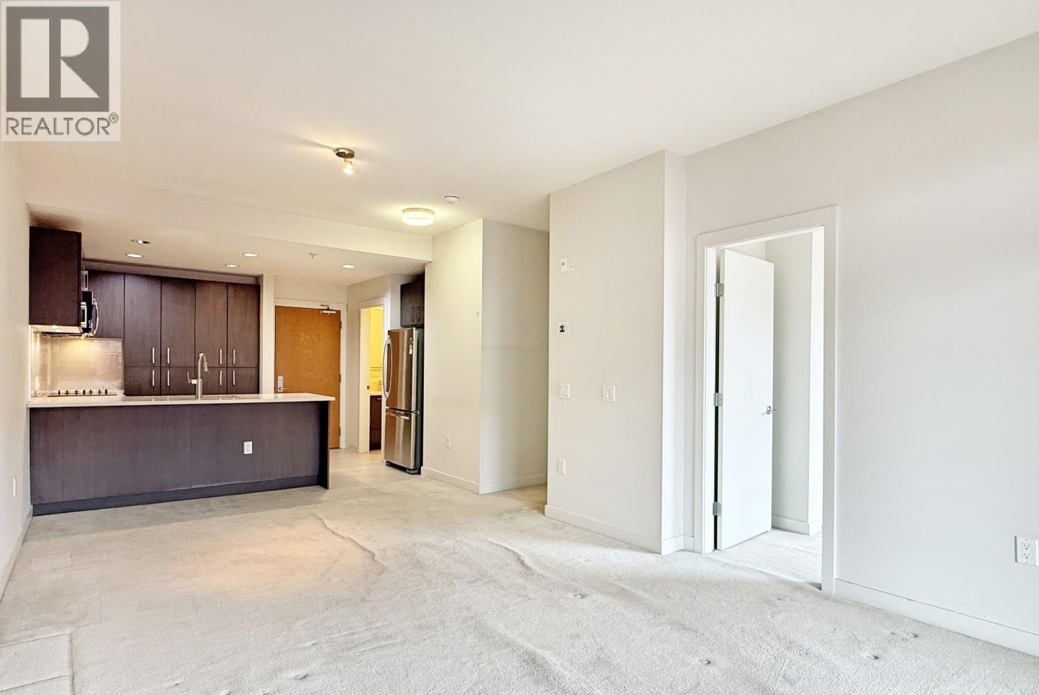 607 5983 Gray Avenue Property Photo 6