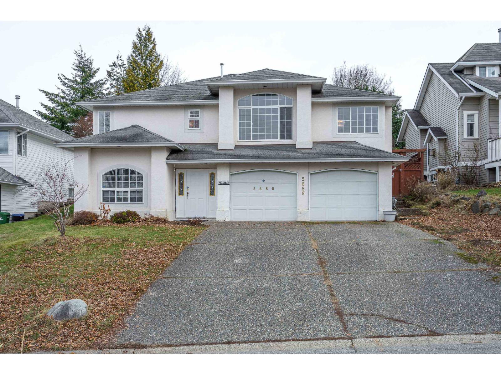 5688 STONEHAVEN Street Property Photo 1