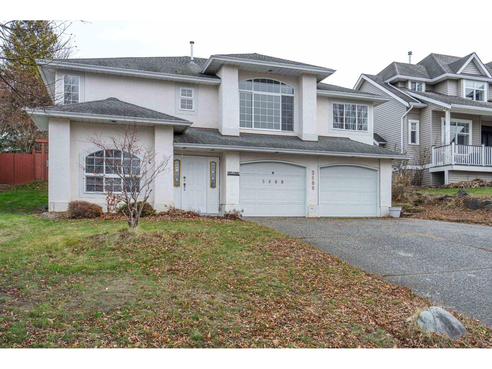 5688 Stonehaven Street Property Photo 2