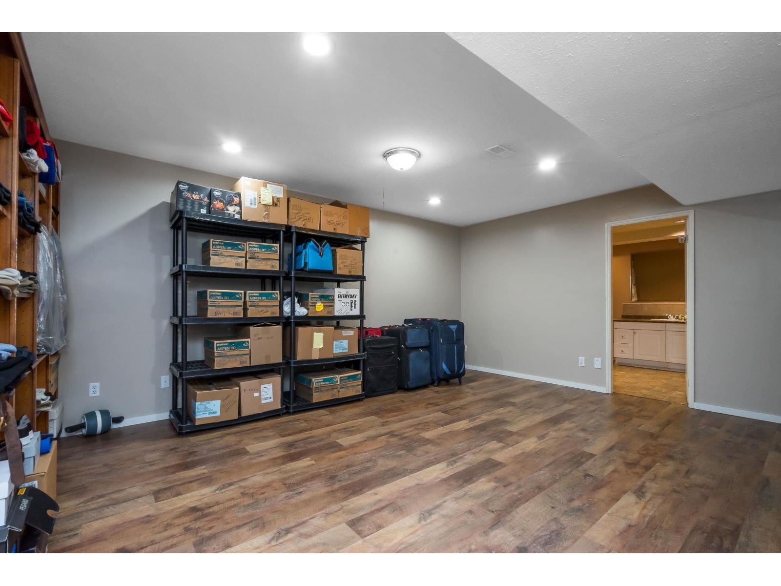 5688 Stonehaven Street Property Photo 34