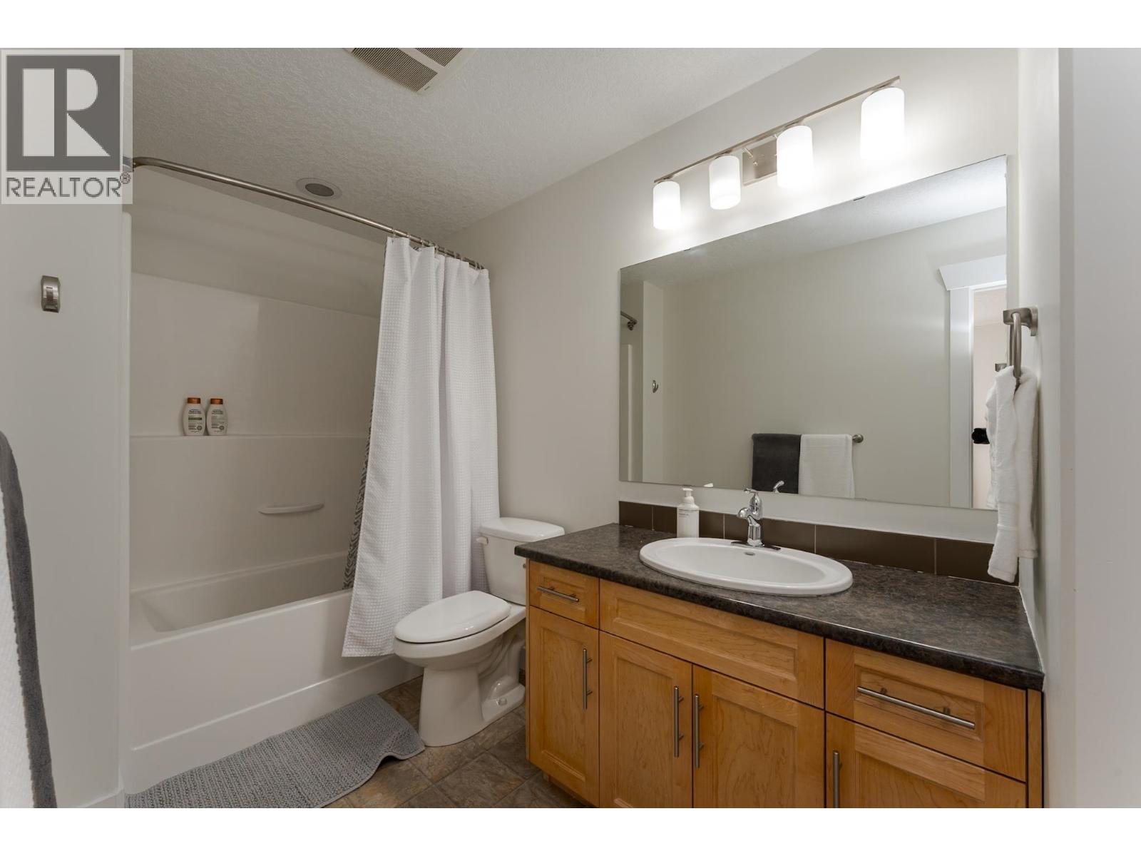 106 1699 7th Avenue Property Photo 20