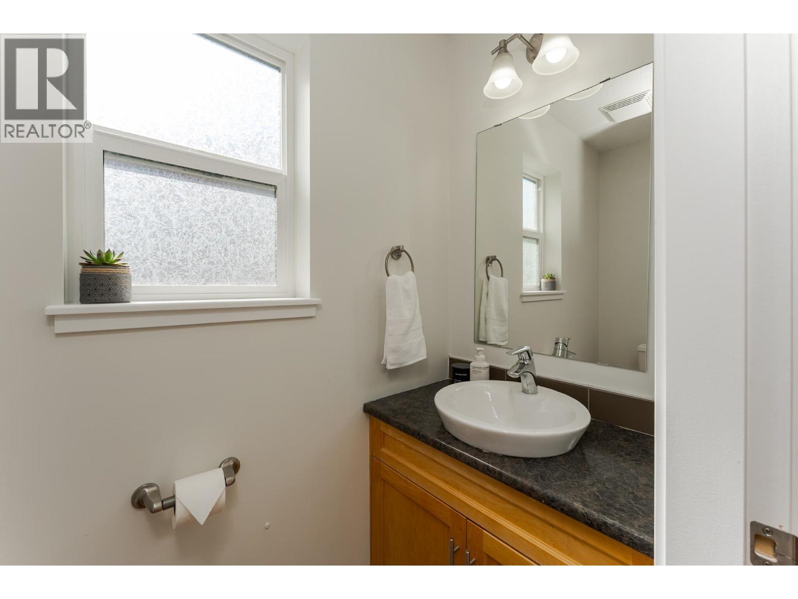 106 1699 7th Avenue Property Photo 21