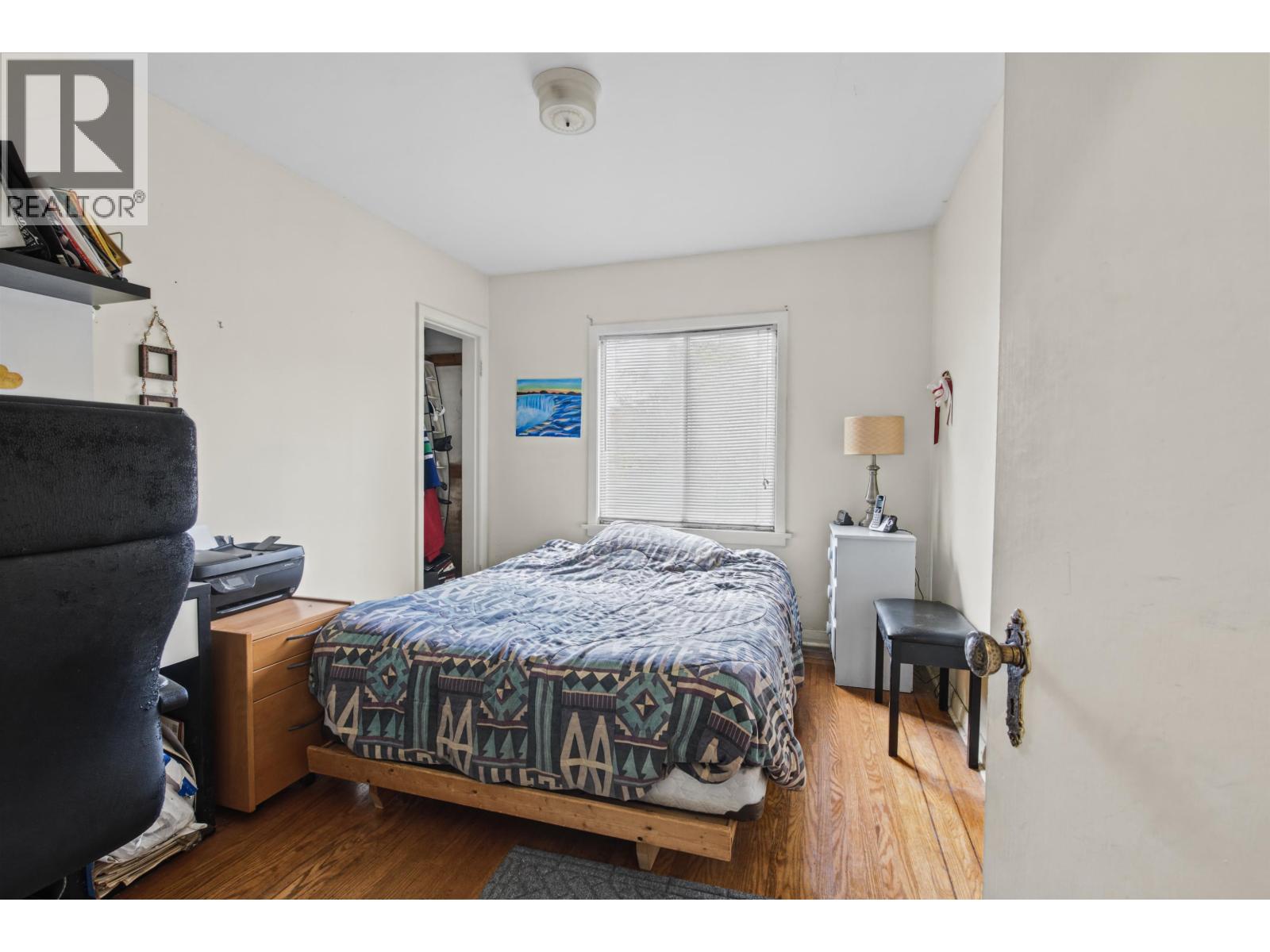 455 W 29th Avenue Property Photo 6