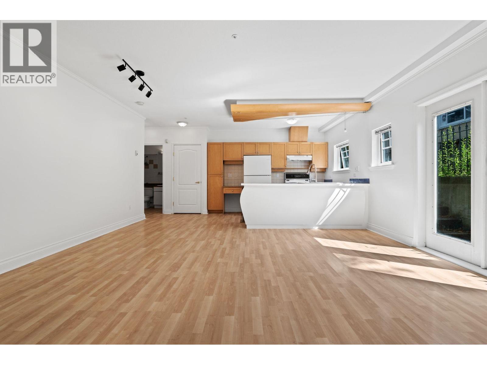 3027 W 7th Avenue Property Photo 12