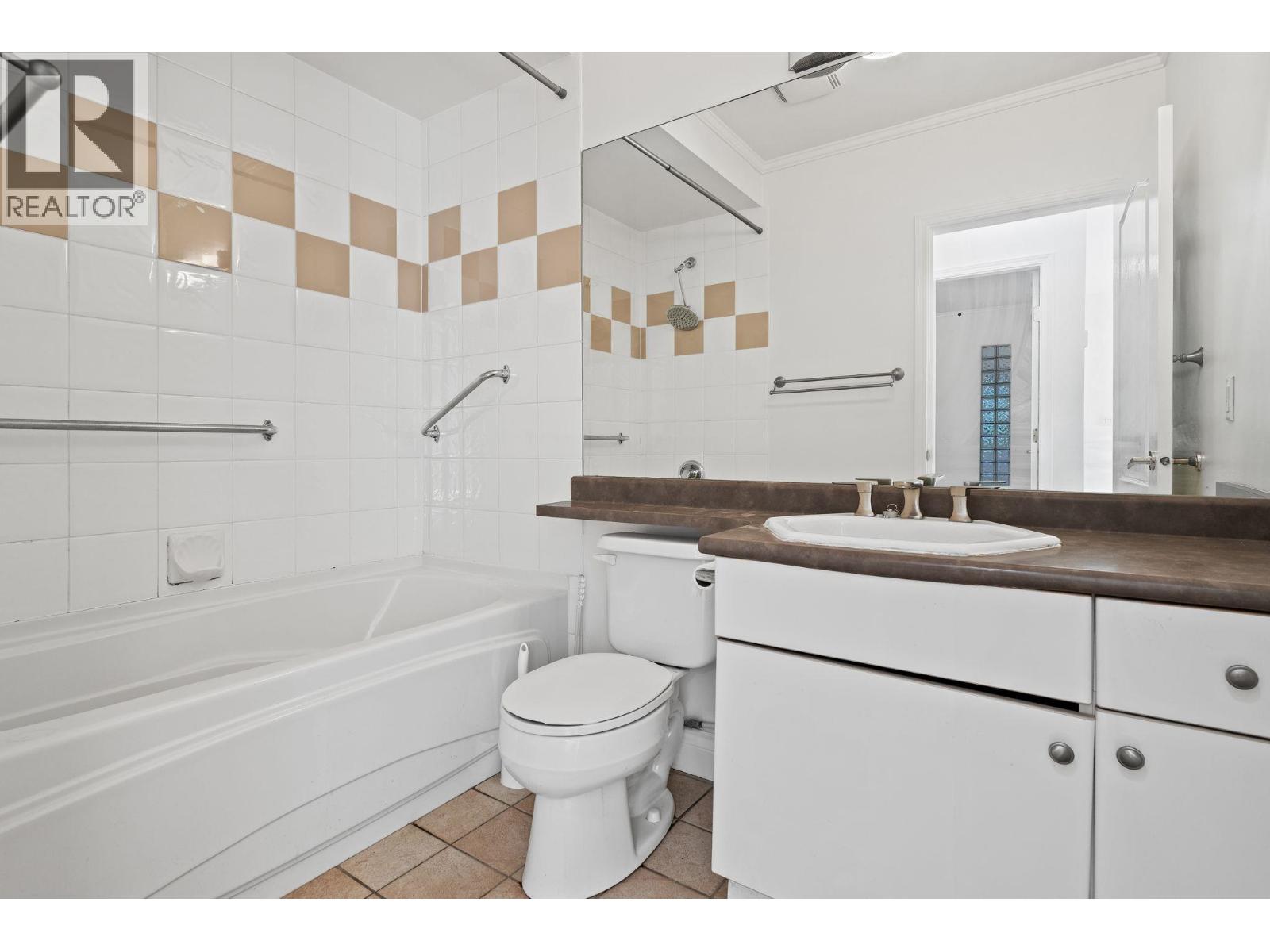 3027 W 7th Avenue Property Photo 23