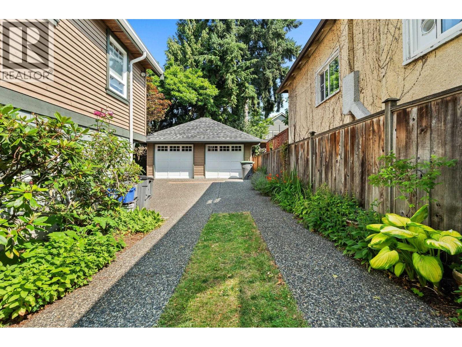 3027 W 7th Avenue Property Photo 27