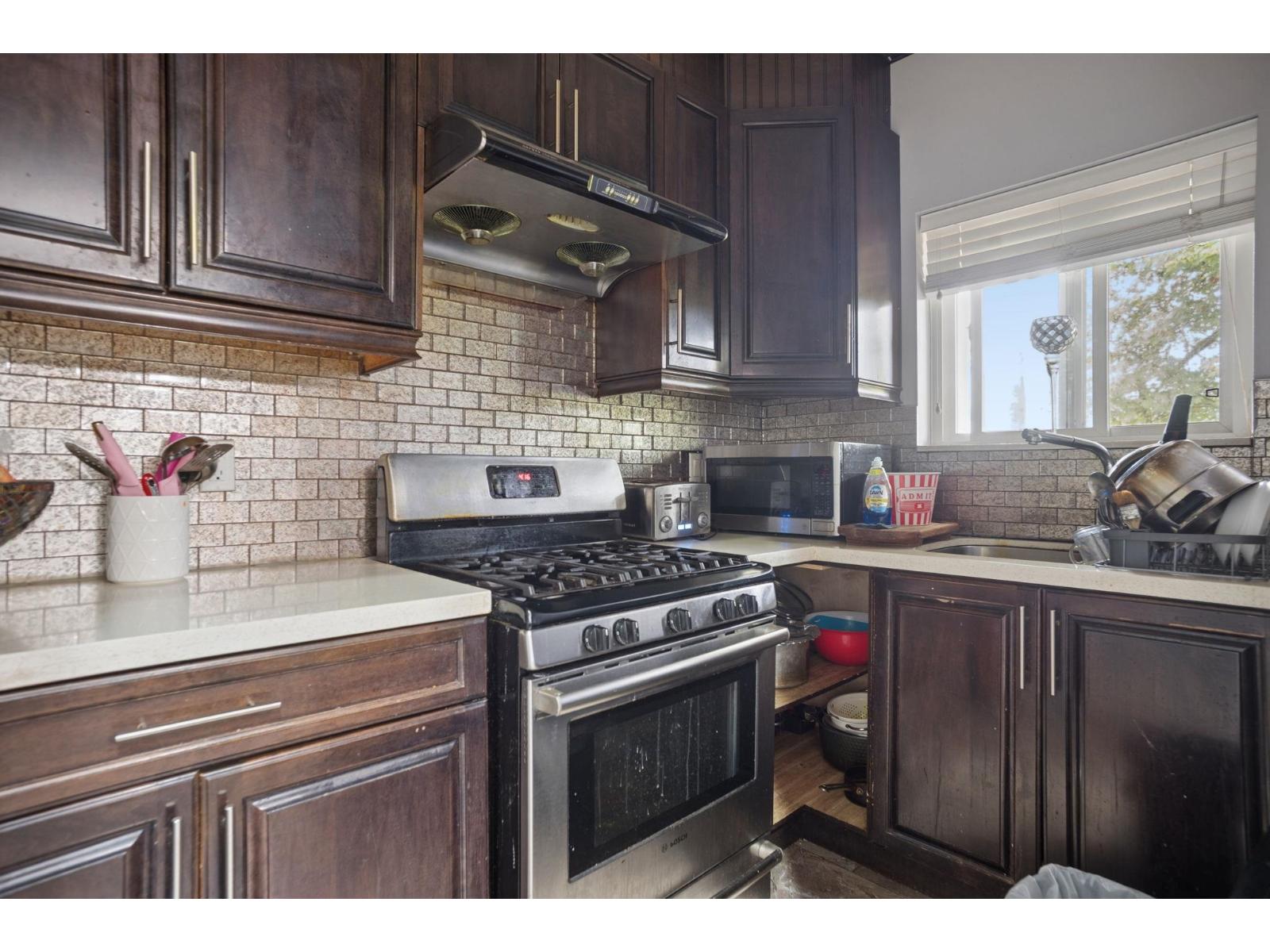 17737 102 Avenue Property Photo 21