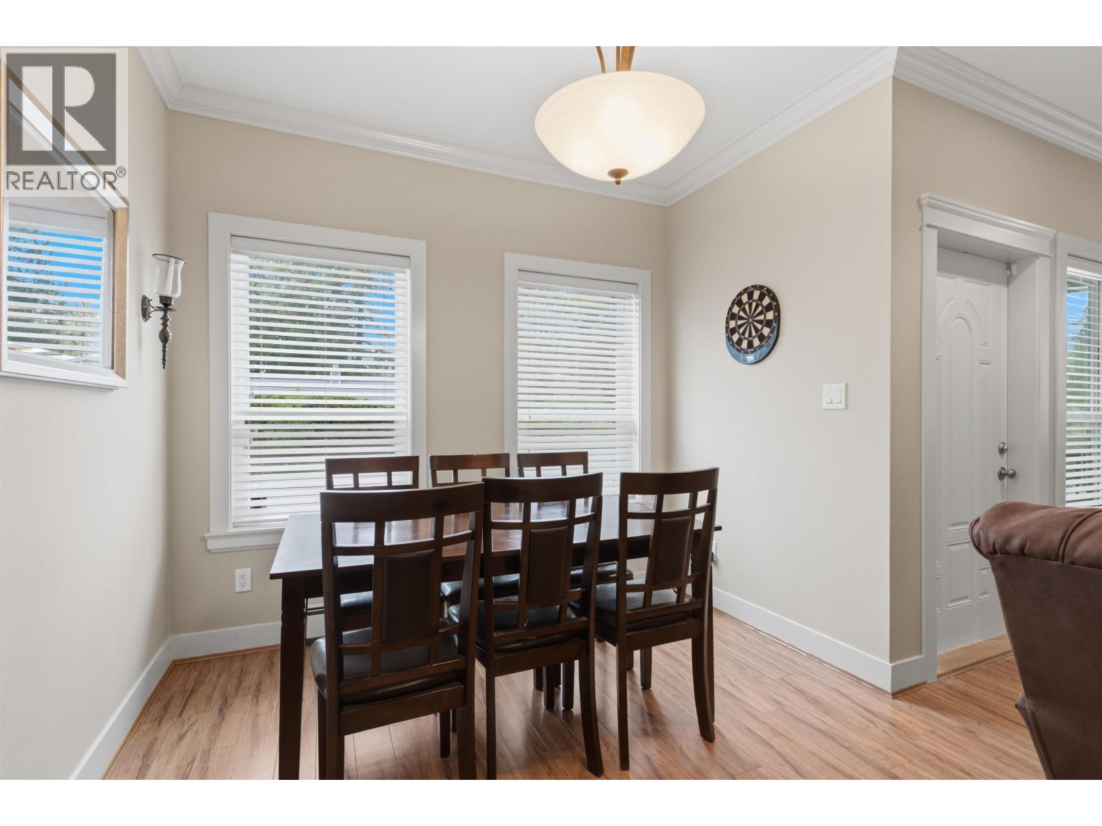 24230 104 Avenue Property Photo 9