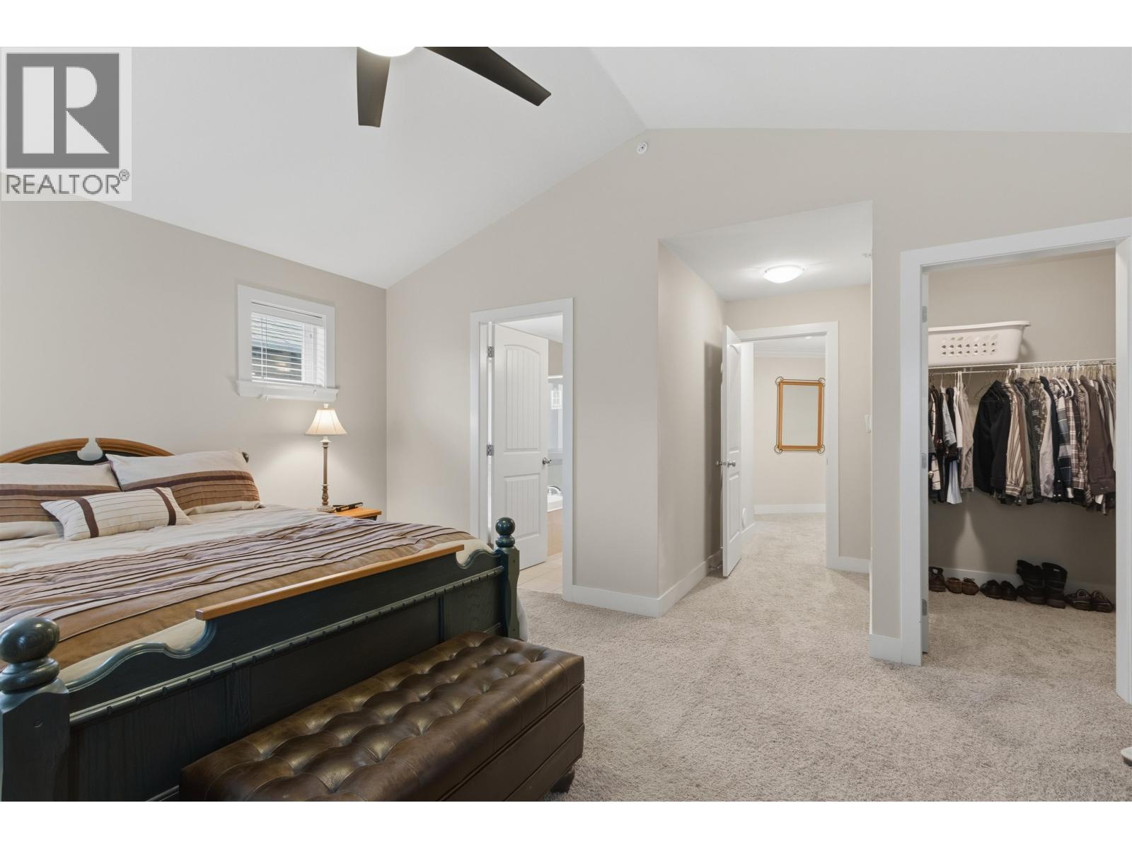 24230 104 Avenue Property Photo 11