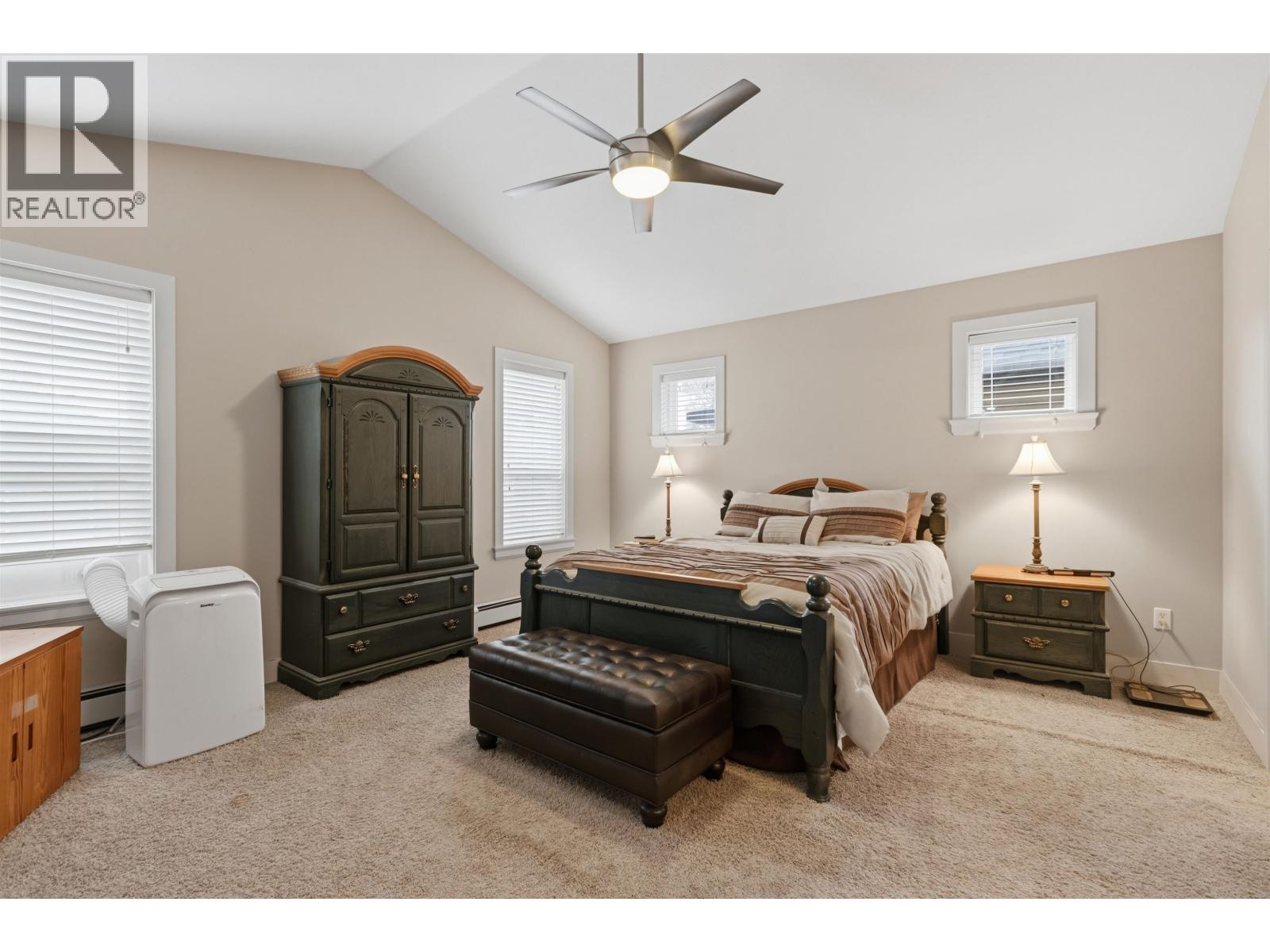 24230 104 Avenue Property Photo 12