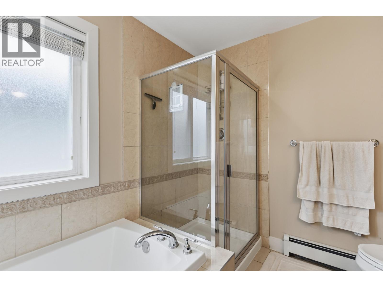 24230 104 Avenue Property Photo 17