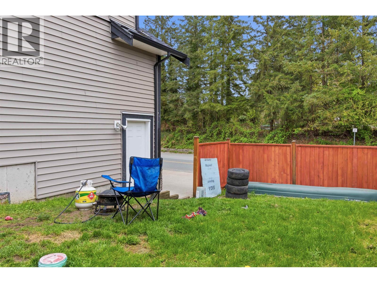 24230 104 Avenue Property Photo 26