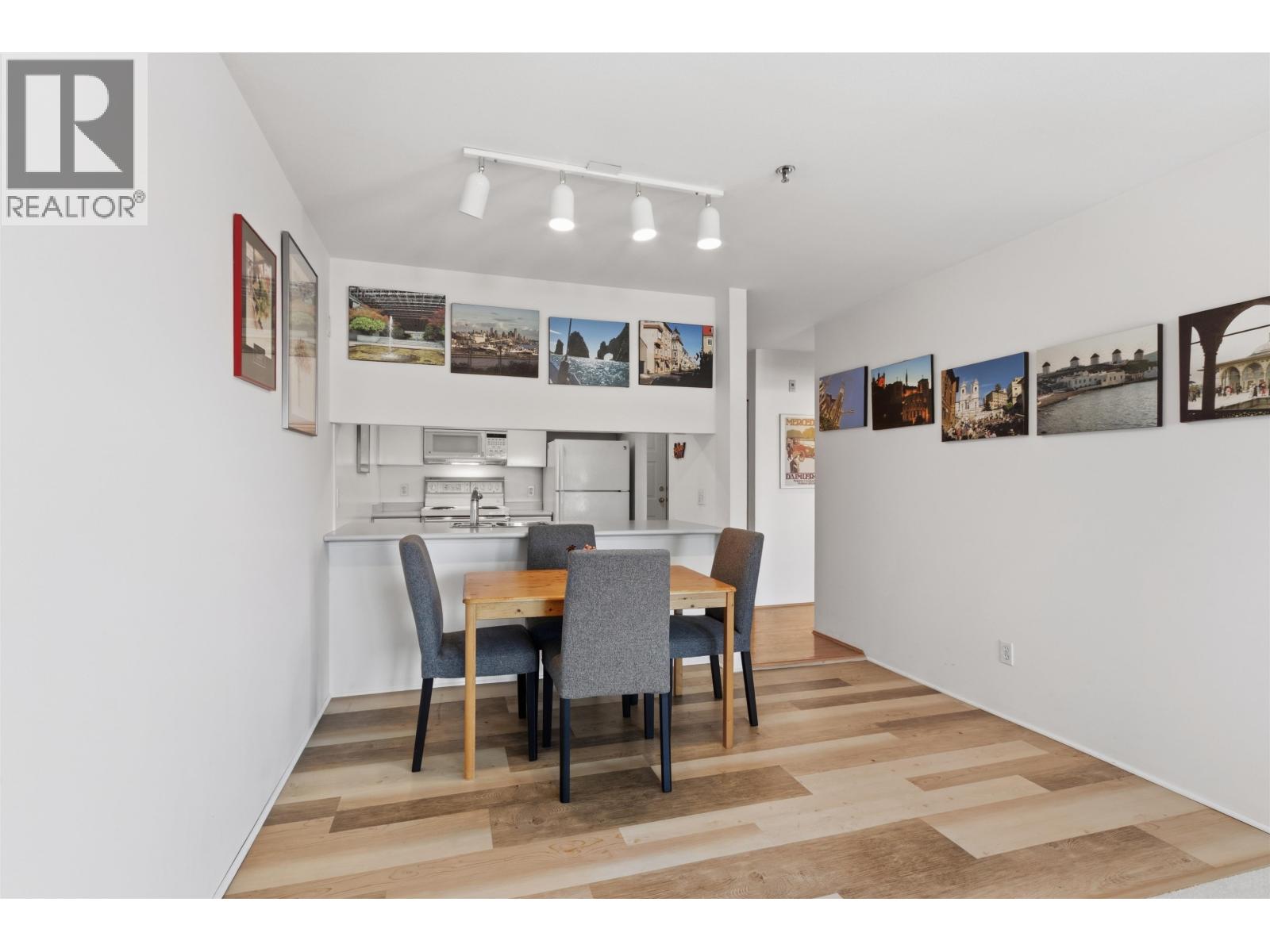 211 3250 W Broadway Property Photo 16