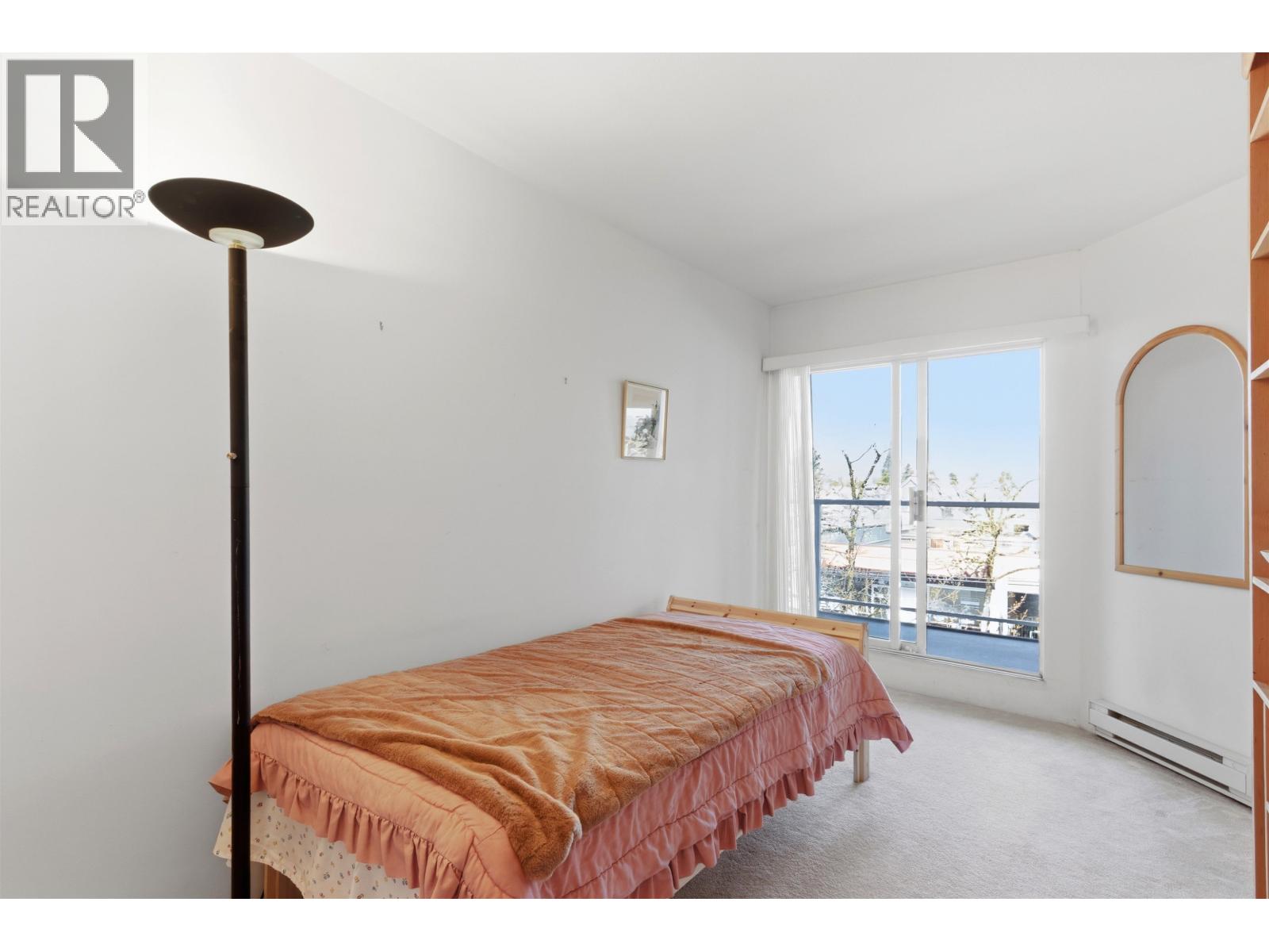 211 3250 W Broadway Property Photo 24