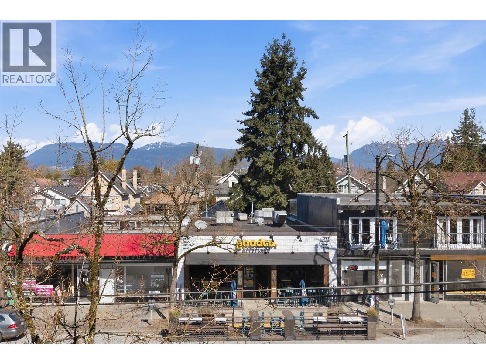 211 3250 W Broadway Property Photo 28
