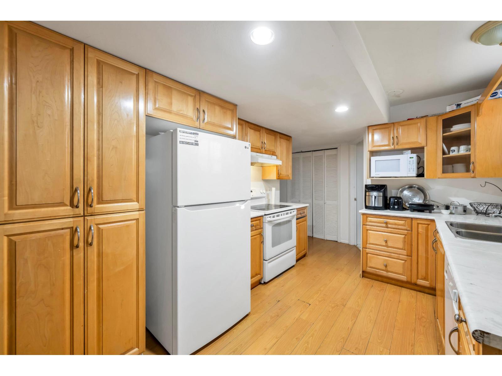 14539 74 Avenue Property Photo 32