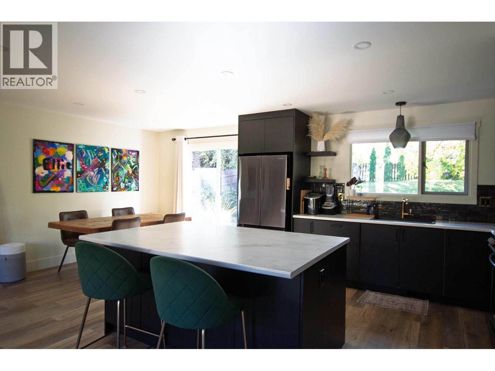 2135 Croft Road Property Photo 4