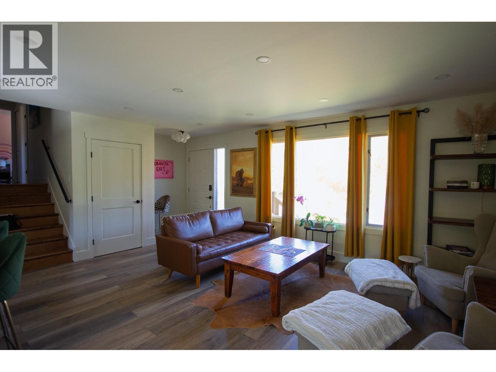 2135 Croft Road Property Photo 11