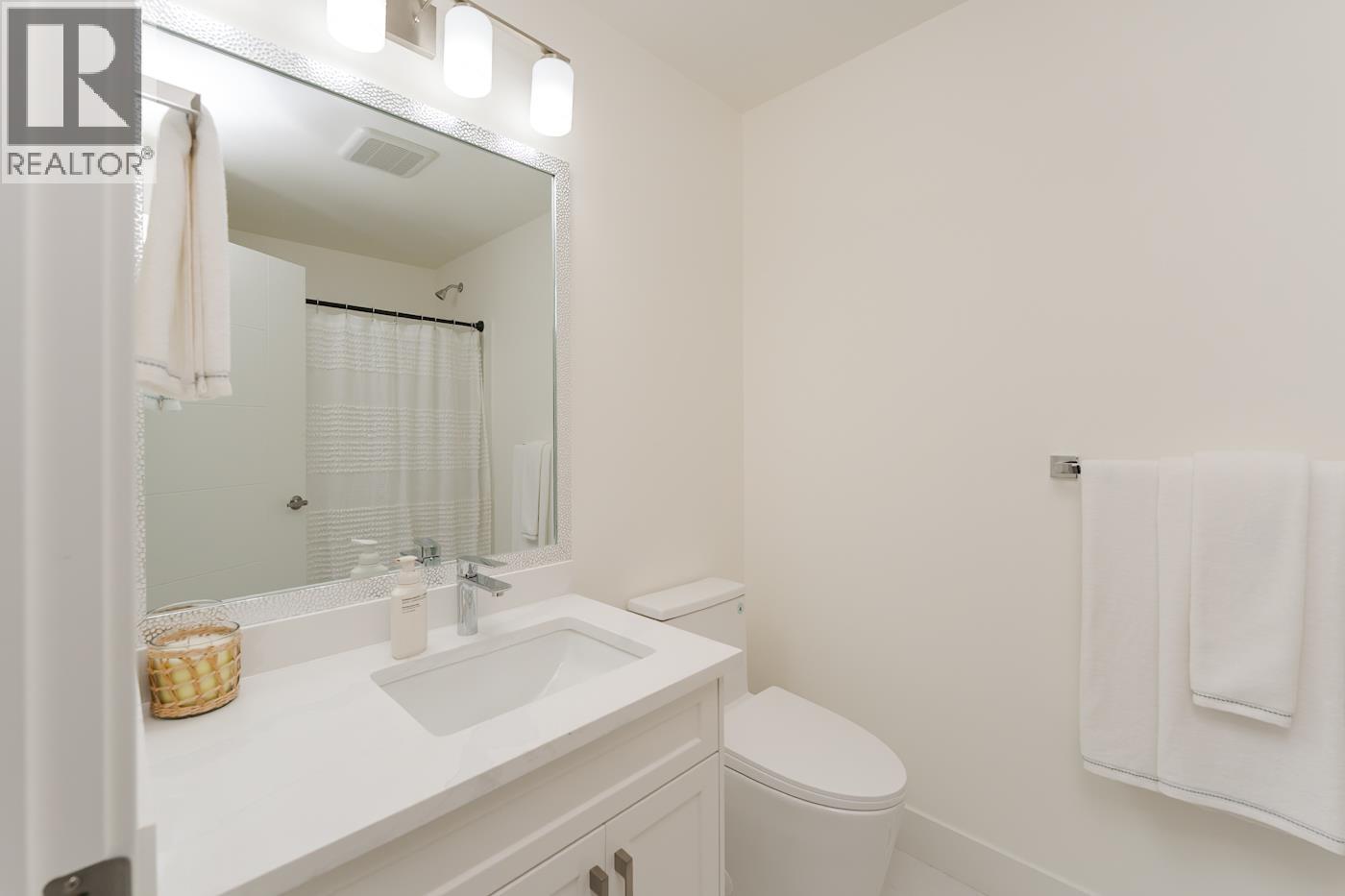 7990 Southridge Avenue Property Photo 25