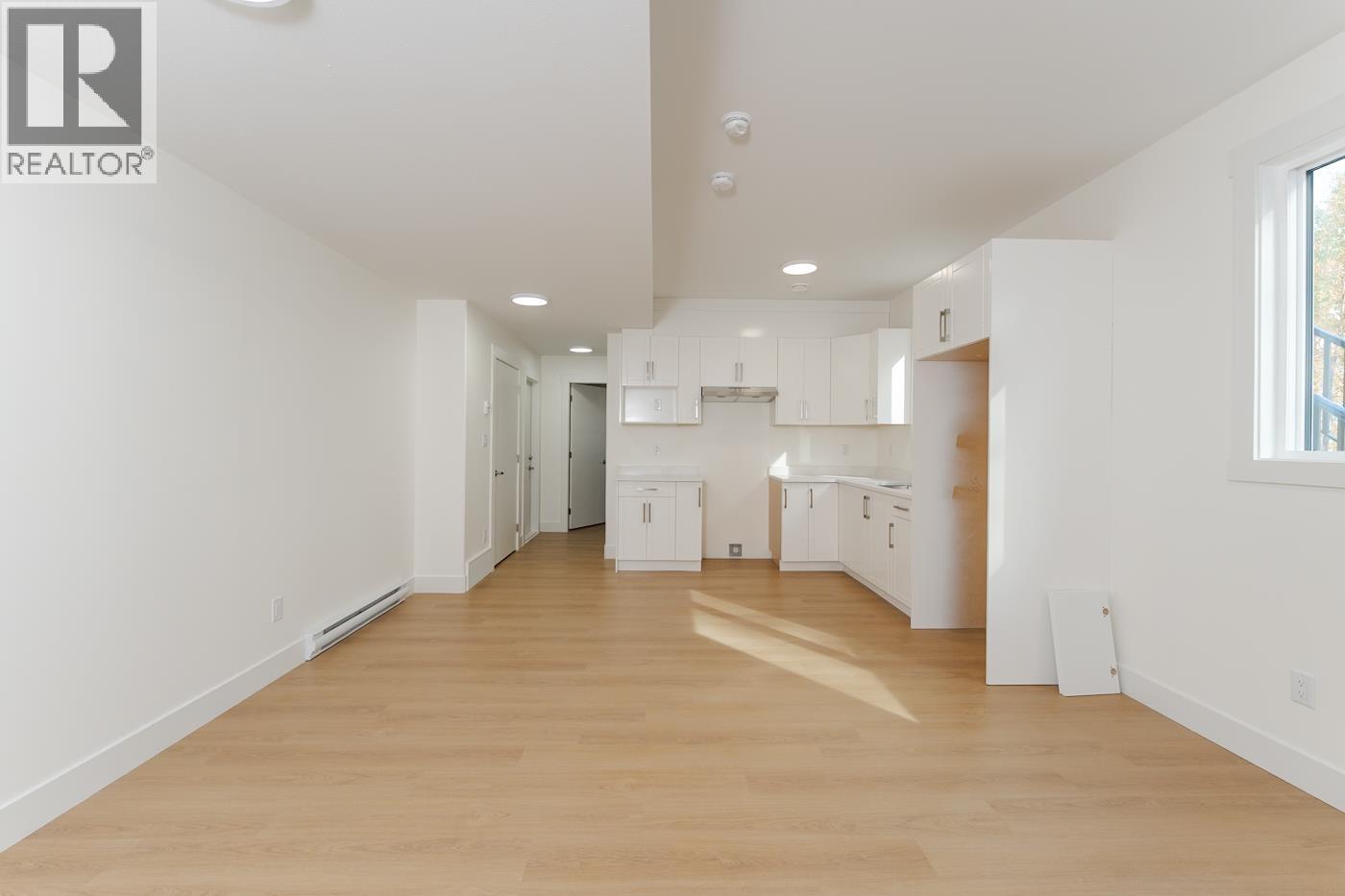 7990 Southridge Avenue Property Photo 29