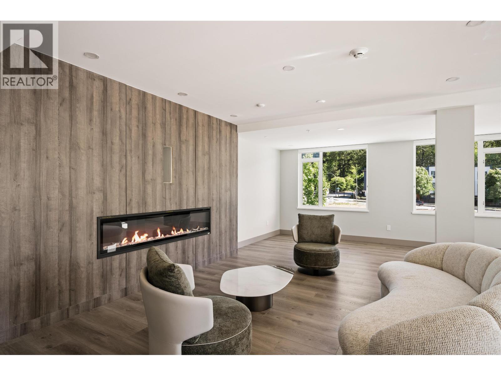 410 111 Buller Street Property Photo 25