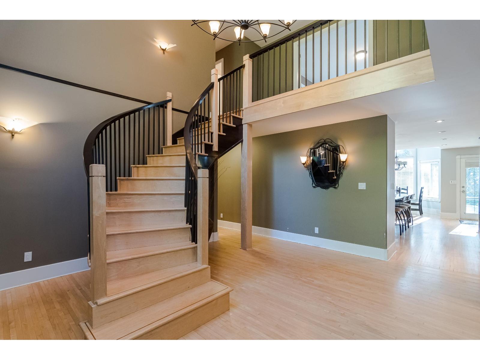 2240 198 Street Property Photo 5