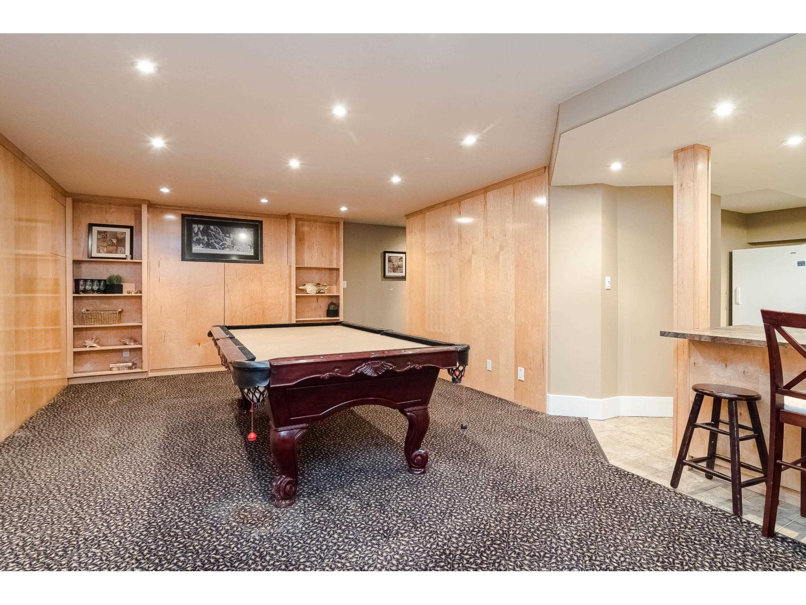2240 198 Street Property Photo 27