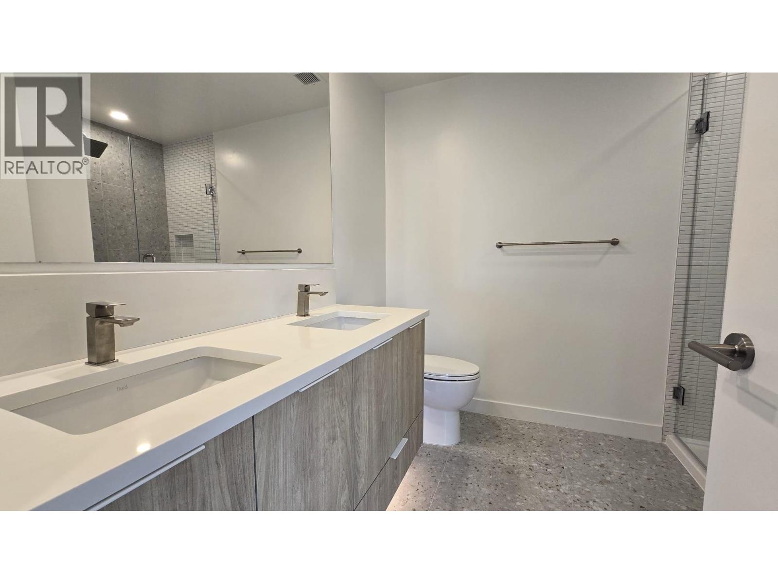 309 1616 Lloyd Avenue Property Photo 6
