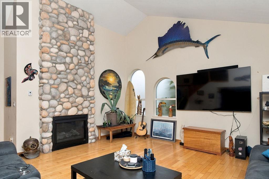 475 Harry Road Property Photo 12