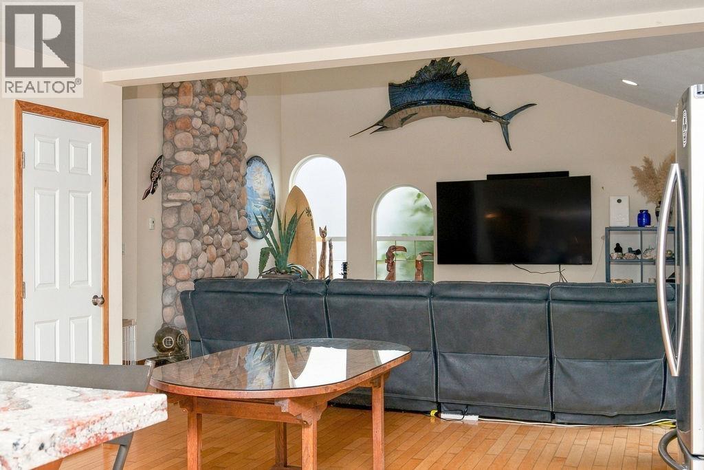 475 Harry Road Property Photo 13