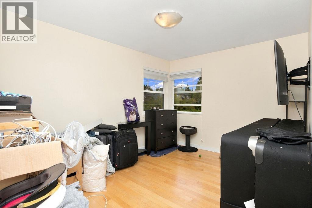 475 Harry Road Property Photo 25