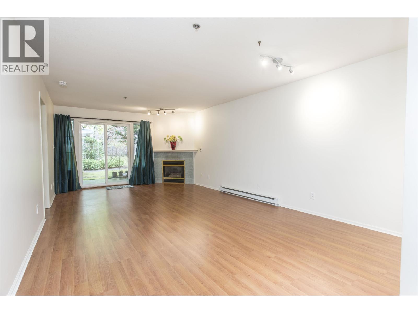 22 12449 191 Street Property Photo 2