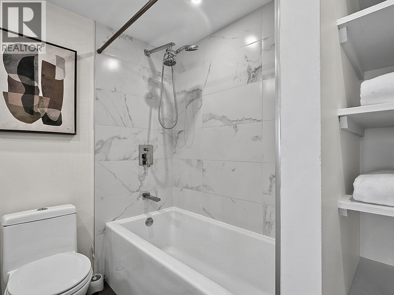 1008 1146 Harwood Street Property Photo 16