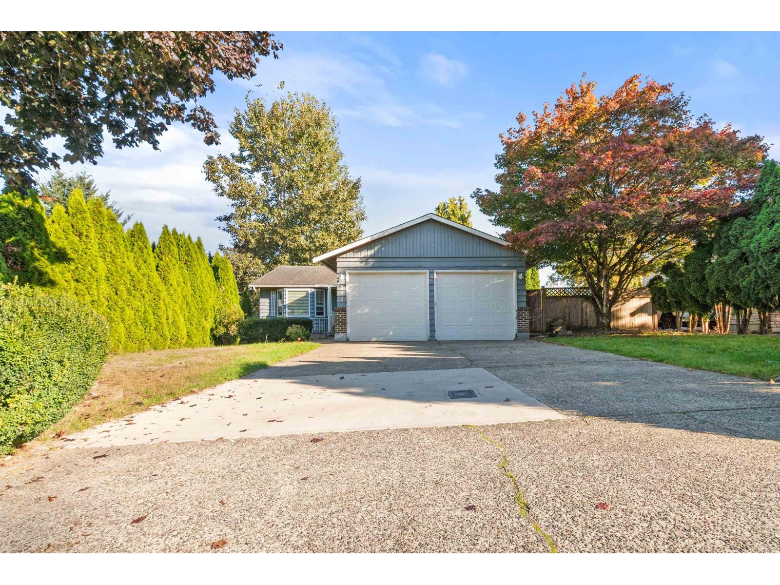 3752 Harwood Crescent Photo de la propriété 1