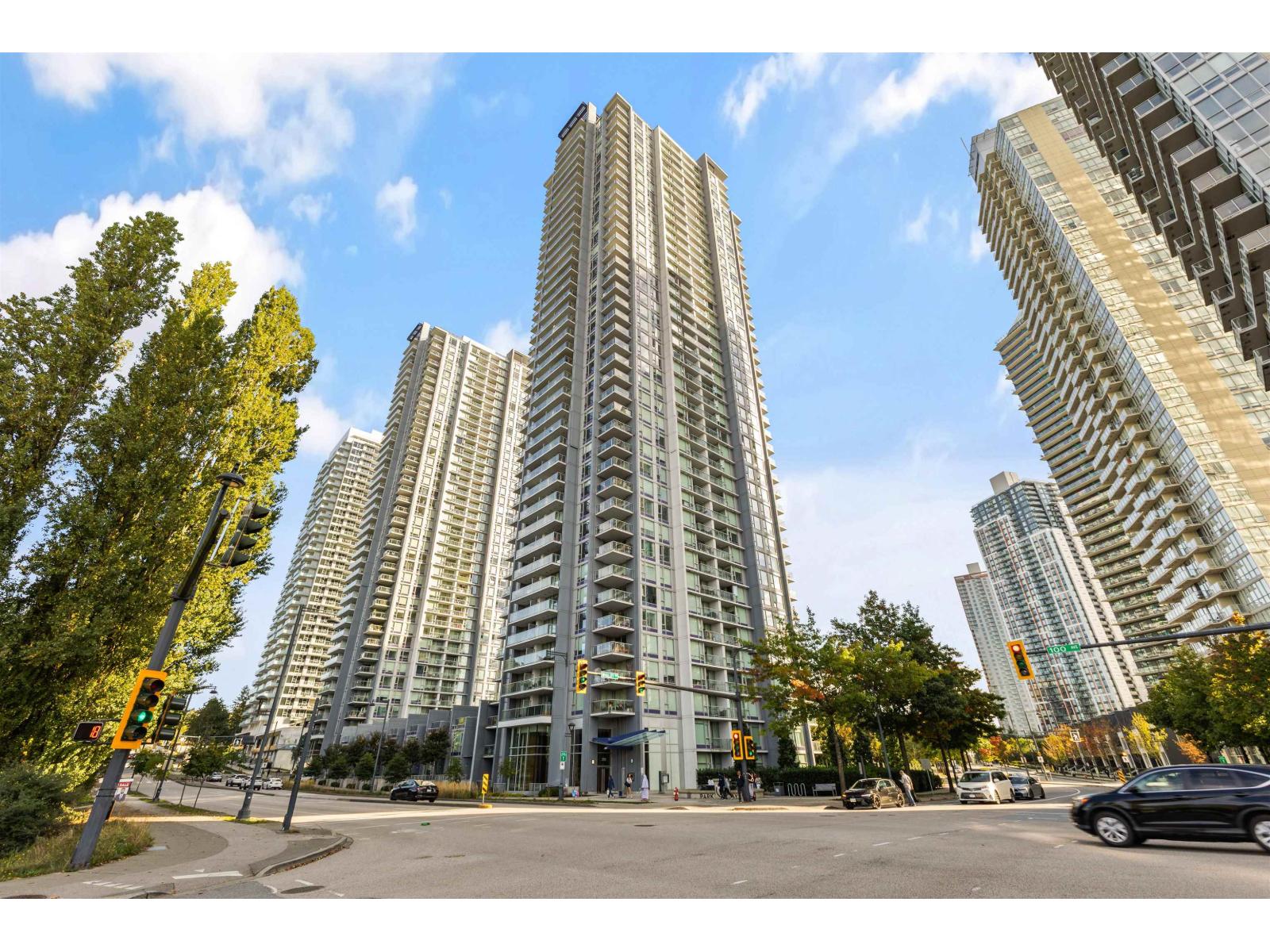2611 13696 100 AVENUE Property Photo 1