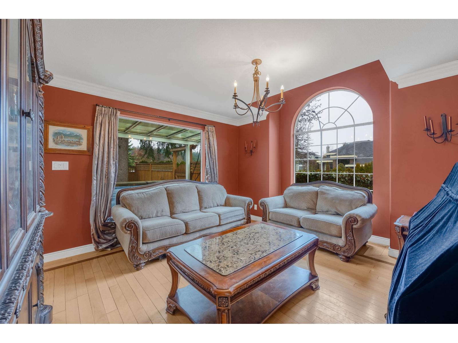 2443 150 Street Property Photo 3