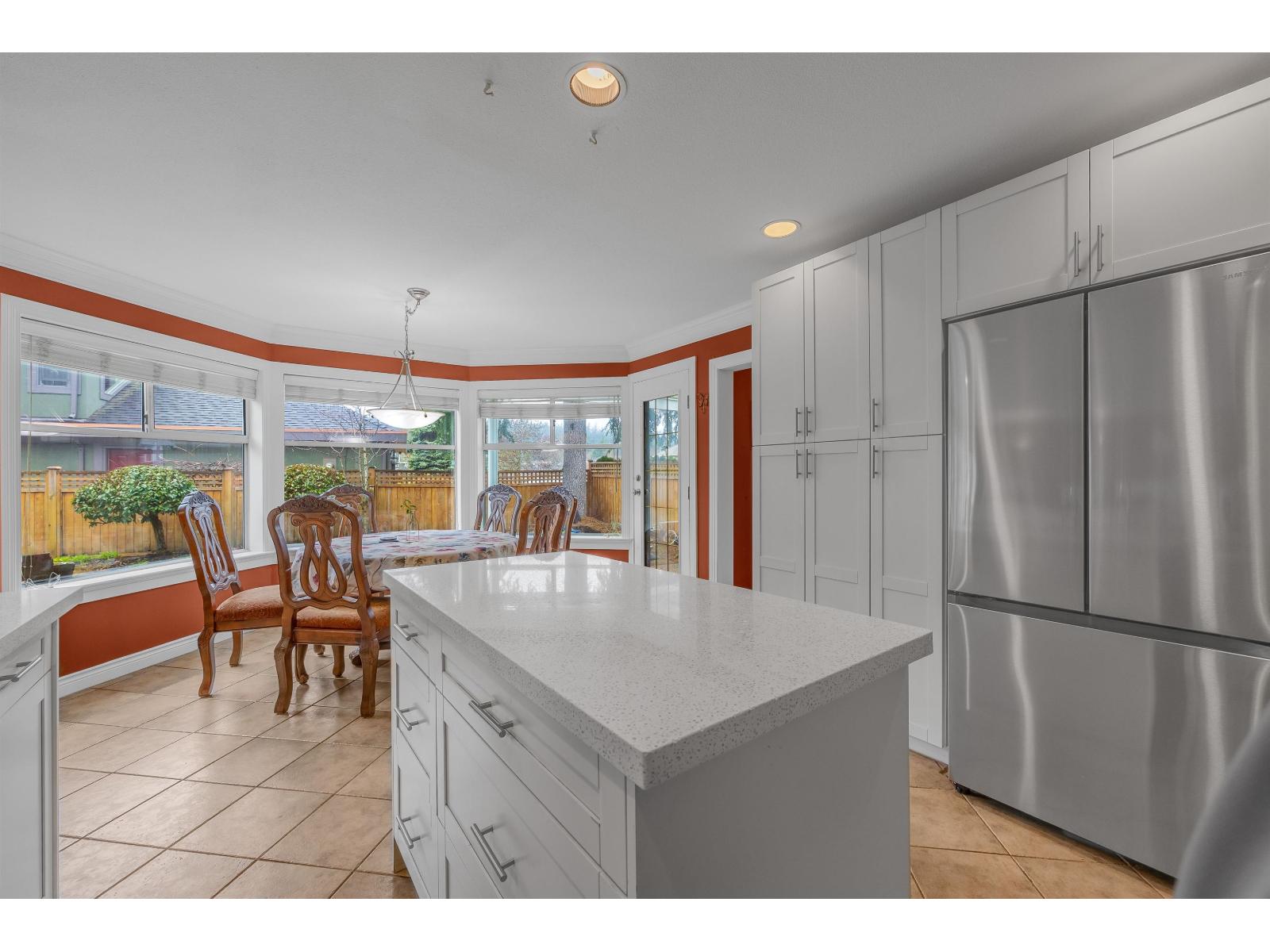 2443 150 Street Property Photo 5