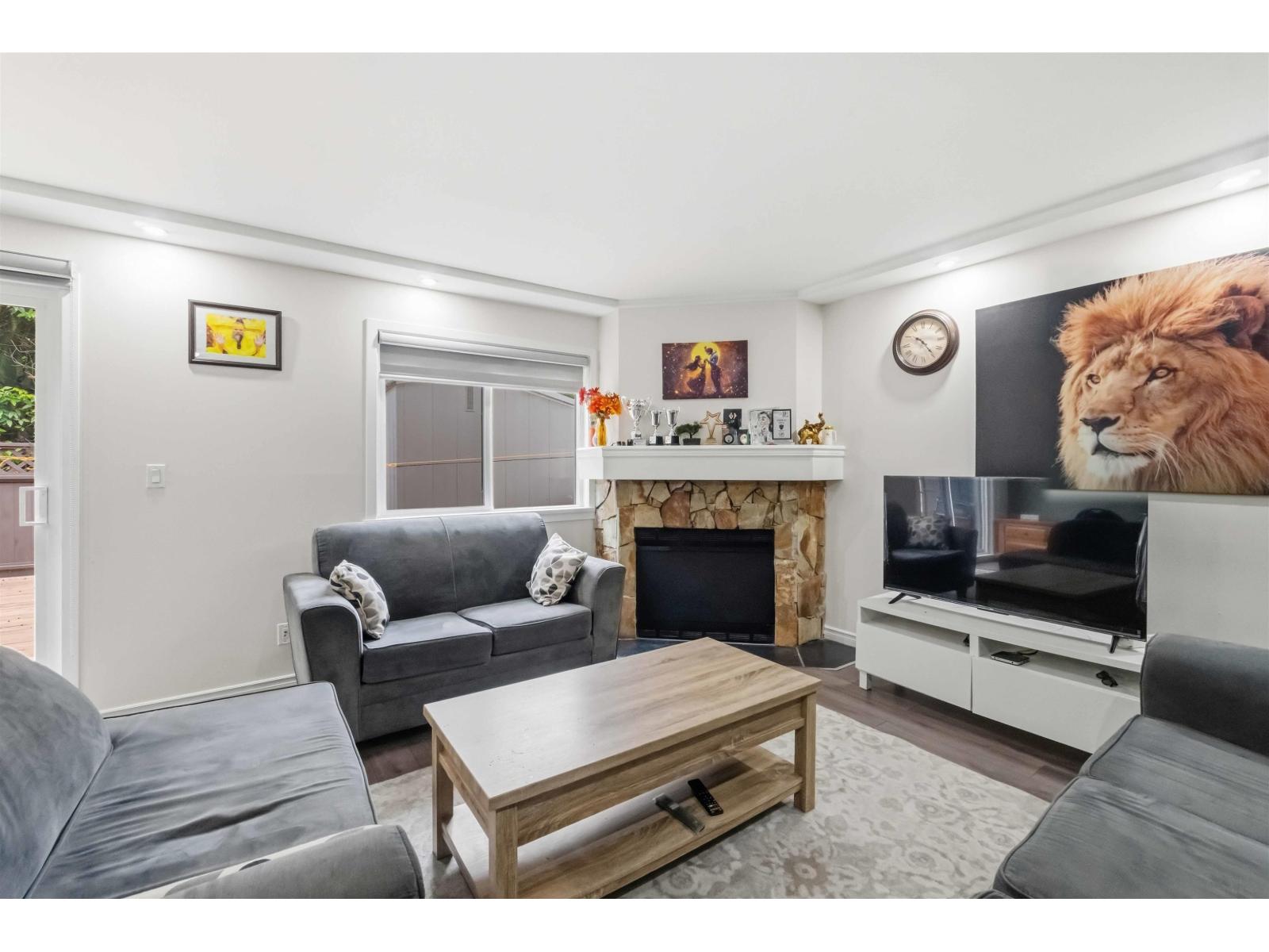 13323 71b Avenue Property Photo 6