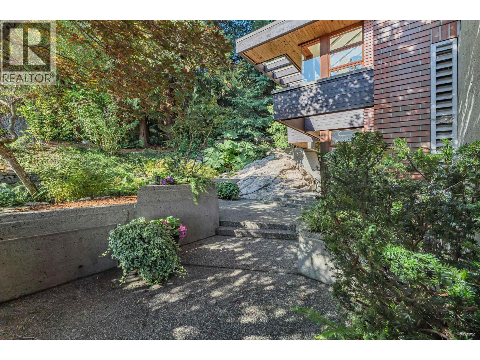 4651 Marine Drive Property Photo 7
