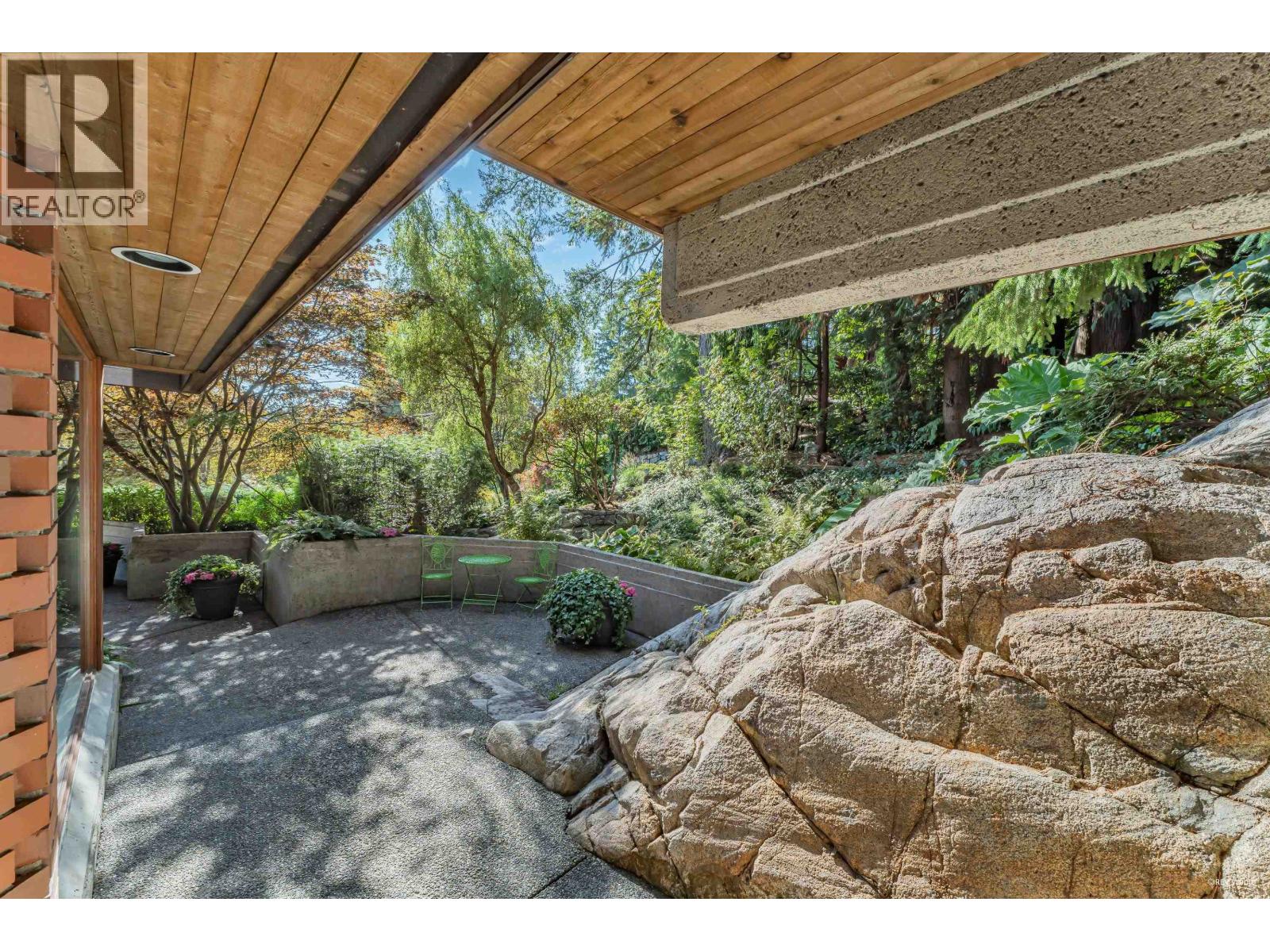 4651 Marine Drive Property Photo 11