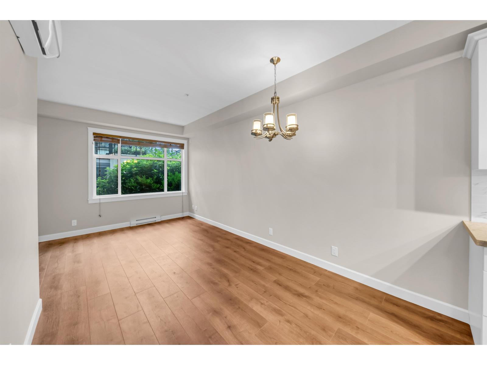 201 20328 86 Avenue Property Photo 12