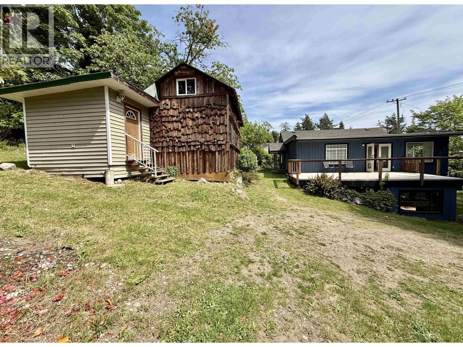 6376 Sunshine Coast Highway Property Photo 34