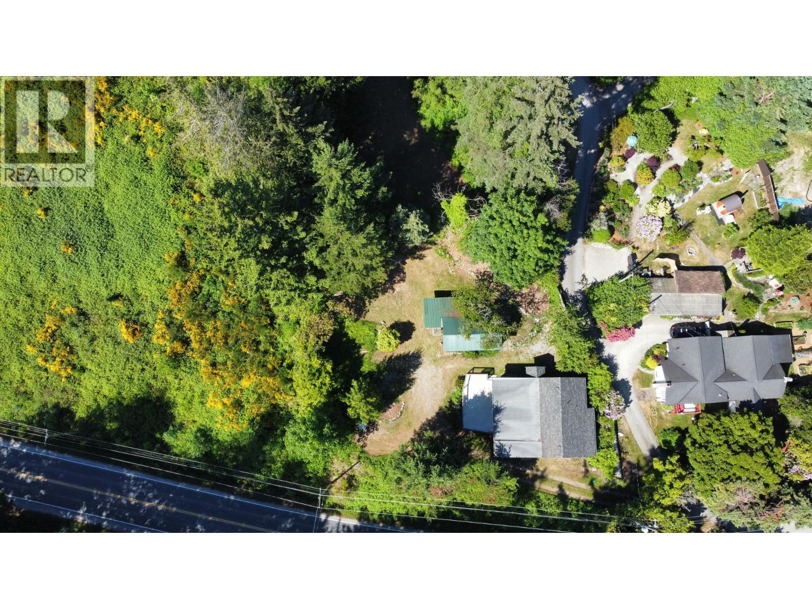 6376 Sunshine Coast Highway Property Photo 39